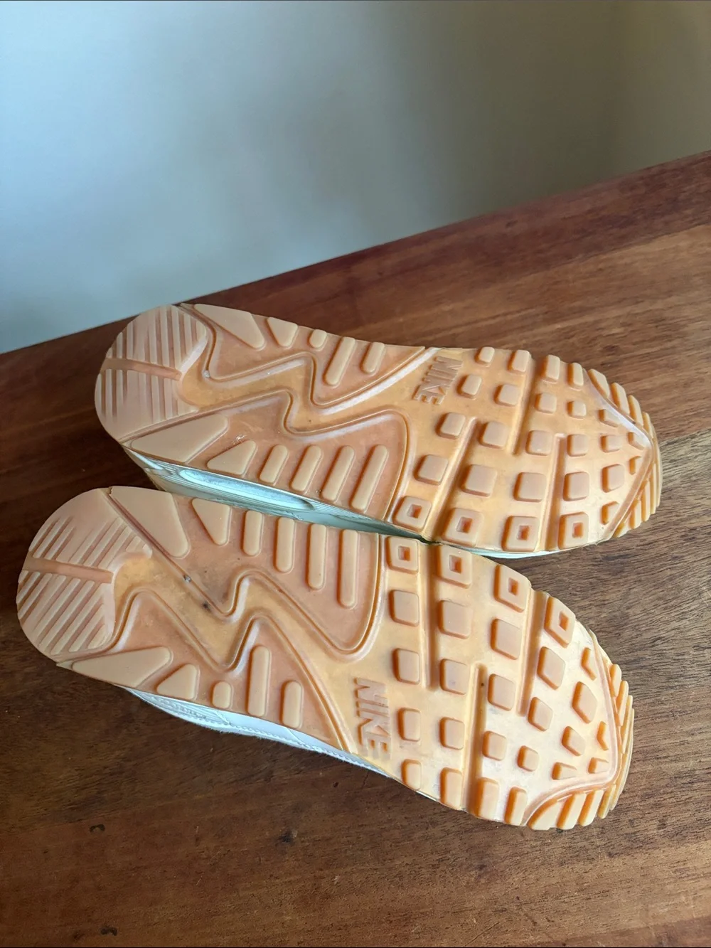 Nike pre owned